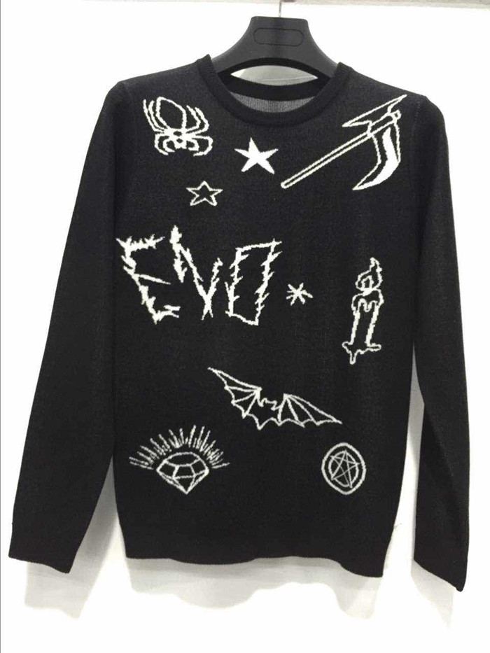 Fashion knitted pattern black crew neck man sweater