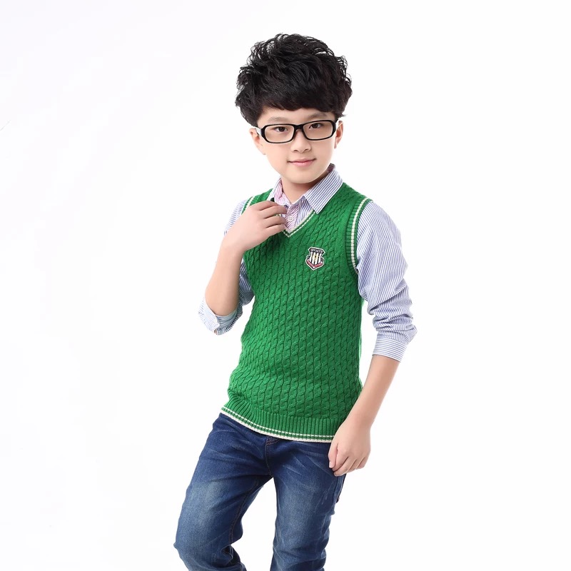 Fashionable kids knitwear fall collection cable sweater design green color boys vest V-neck little sweater 